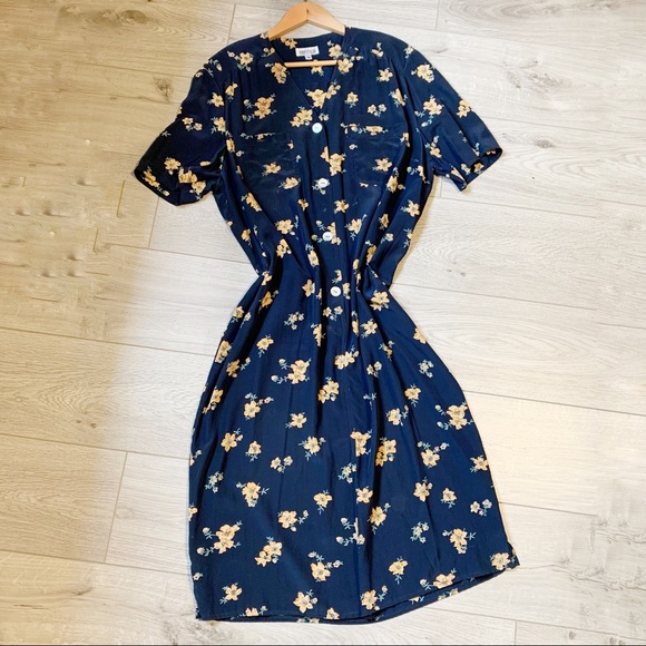 Vintage Dresses & Skirts - Vintage navy blue yellow floral print 100% Silk button front short sleeves dress